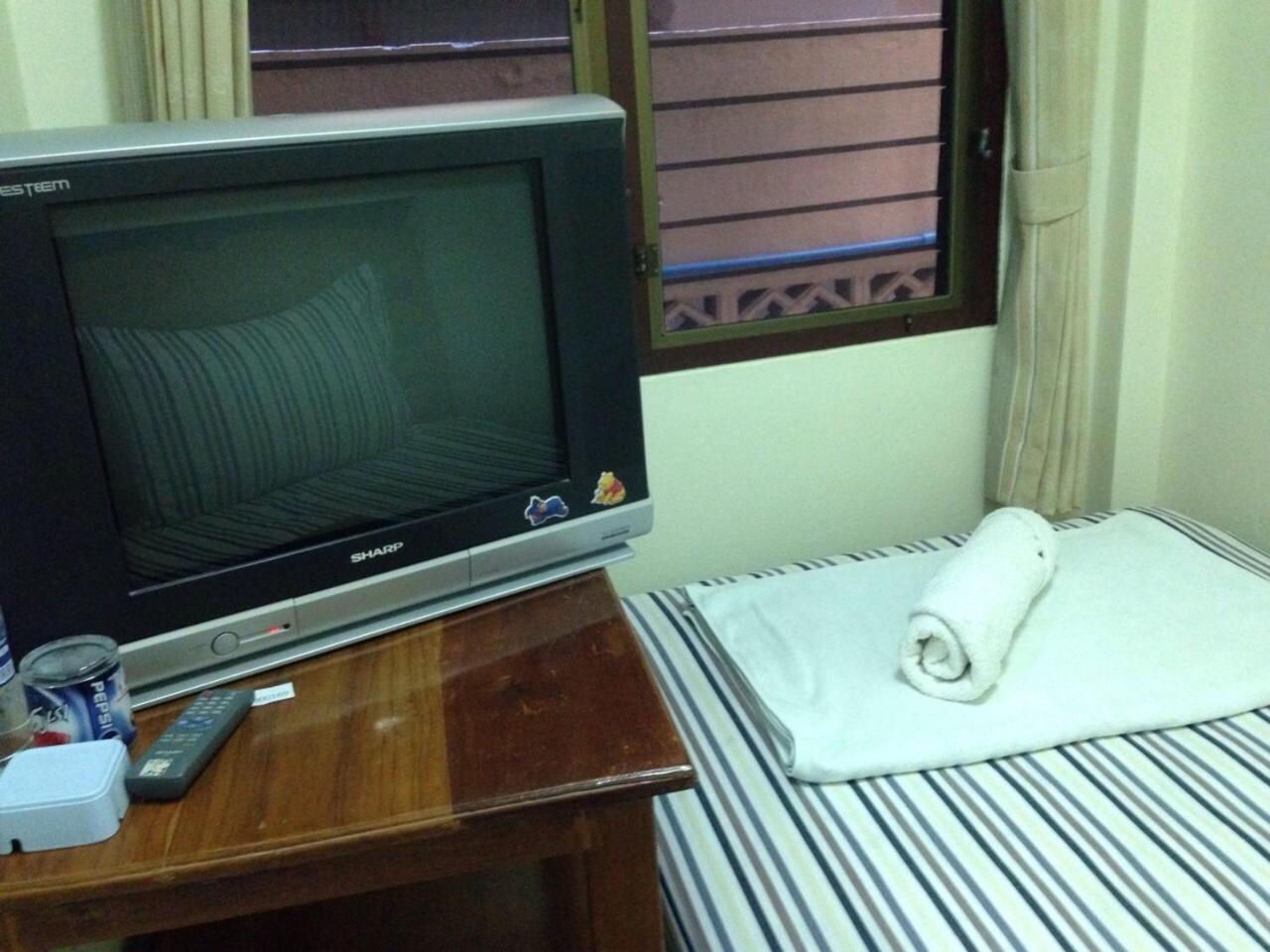 Baan Taweesuk Guest House Хуа Хин Номер фото