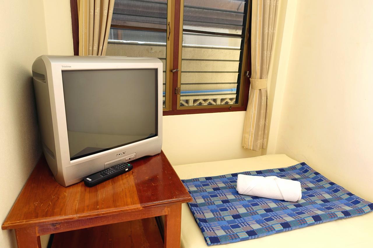 Baan Taweesuk Guest House Хуа Хин Экстерьер фото